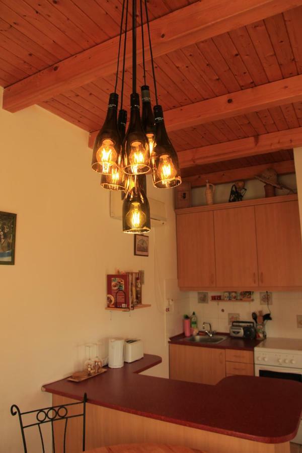 Szolohegyi Haziko - Cottage In The Vineyard Balatonszárszó エクステリア 写真